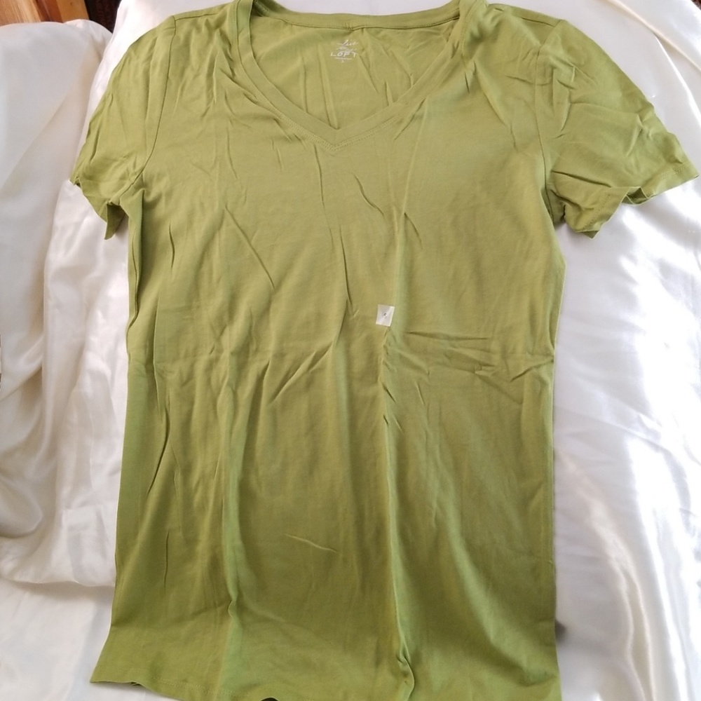 Ann Taylor Loft Olive Green Soft Tee - Small
